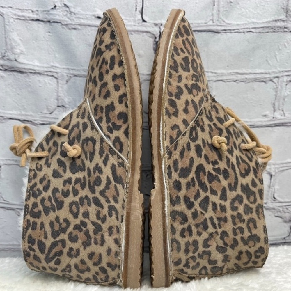 New Beek Penguin Genuine Shearling Lined Leopard Chukka Booties Size 7 - Picture 3 of 8